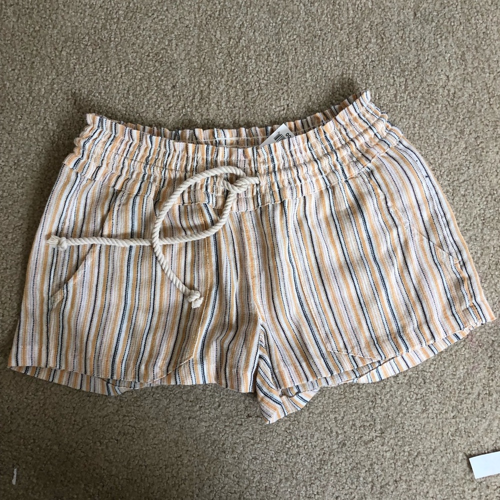 roxy beach shorts
